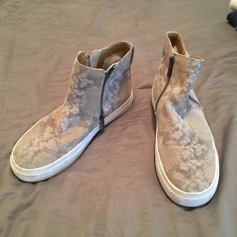 Lucky brand shoes